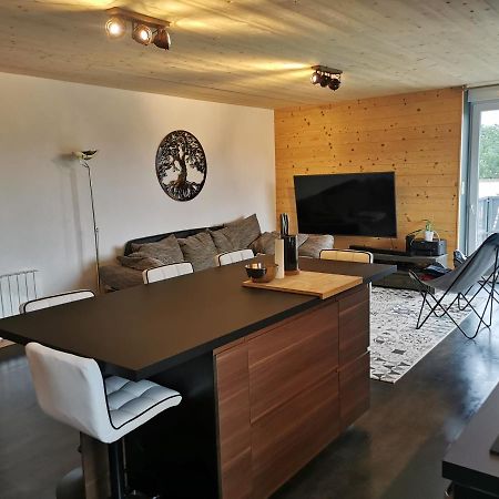 Superbe Appartement Neuf Avec Terrasse Orchamps-Vennes Ngoại thất bức ảnh
