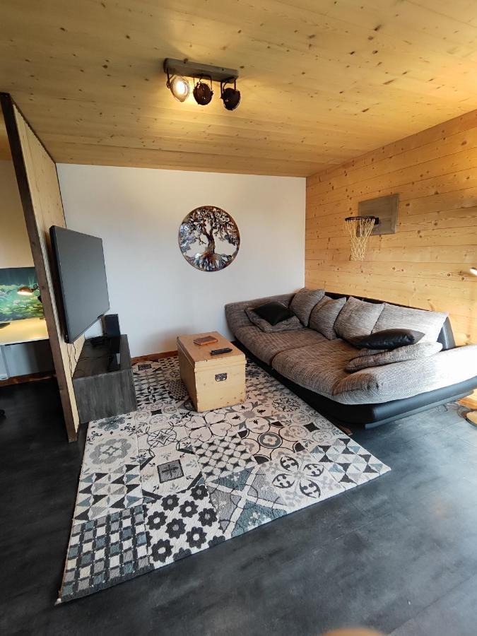 Superbe Appartement Neuf Avec Terrasse Orchamps-Vennes Ngoại thất bức ảnh